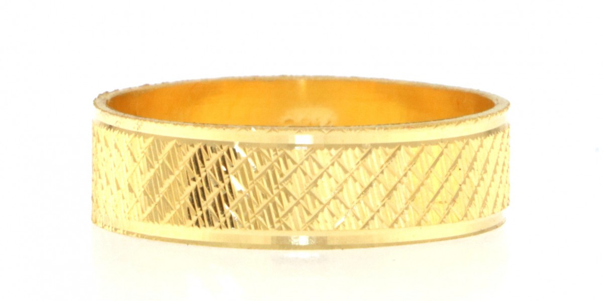 Indian Gold Wedding Band: A Timeless Symbol of Tradition and Elegance