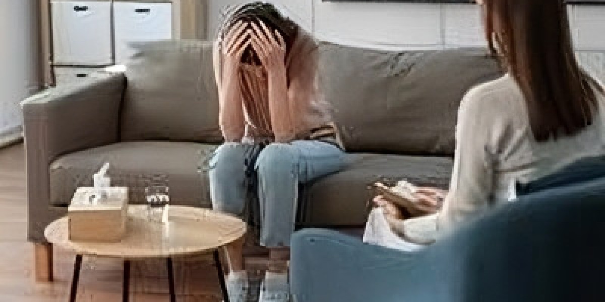 More Than Just a Video Call: How Effective Are the Techniques Used in Online Therapy?