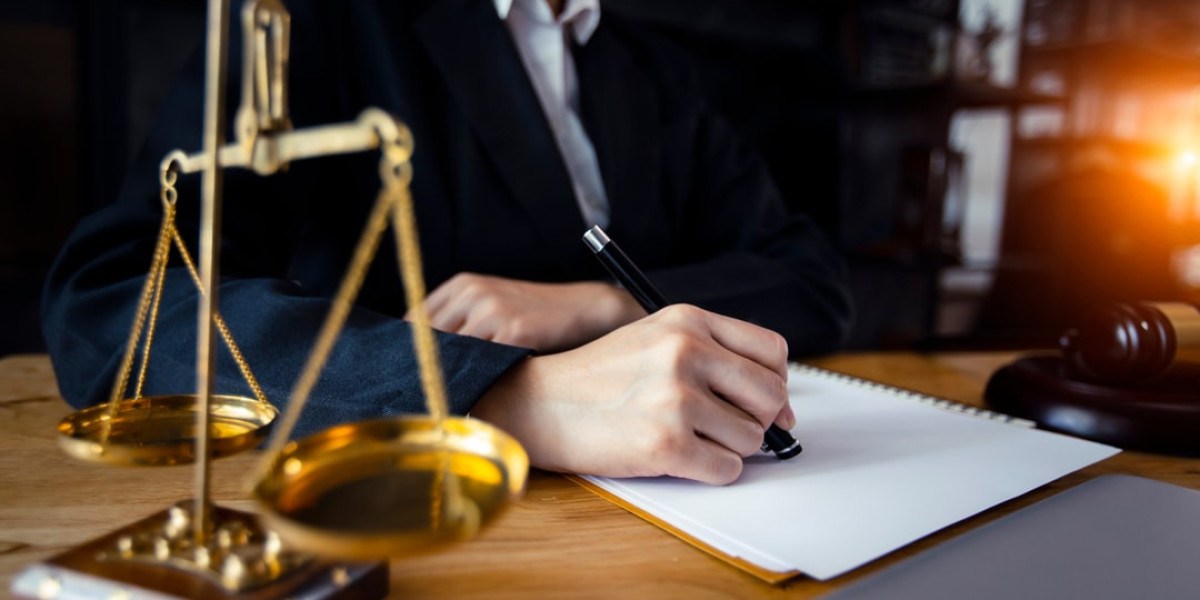 What Makes Criminal Lawyers in Dubai Stand Out in Legal Defense?