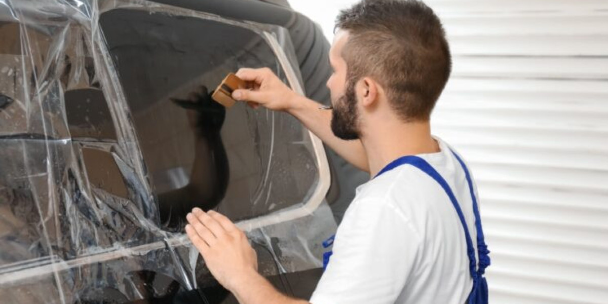 Why Las Vegas Residents Are Choosing Window Tint for Vehicles and Properties