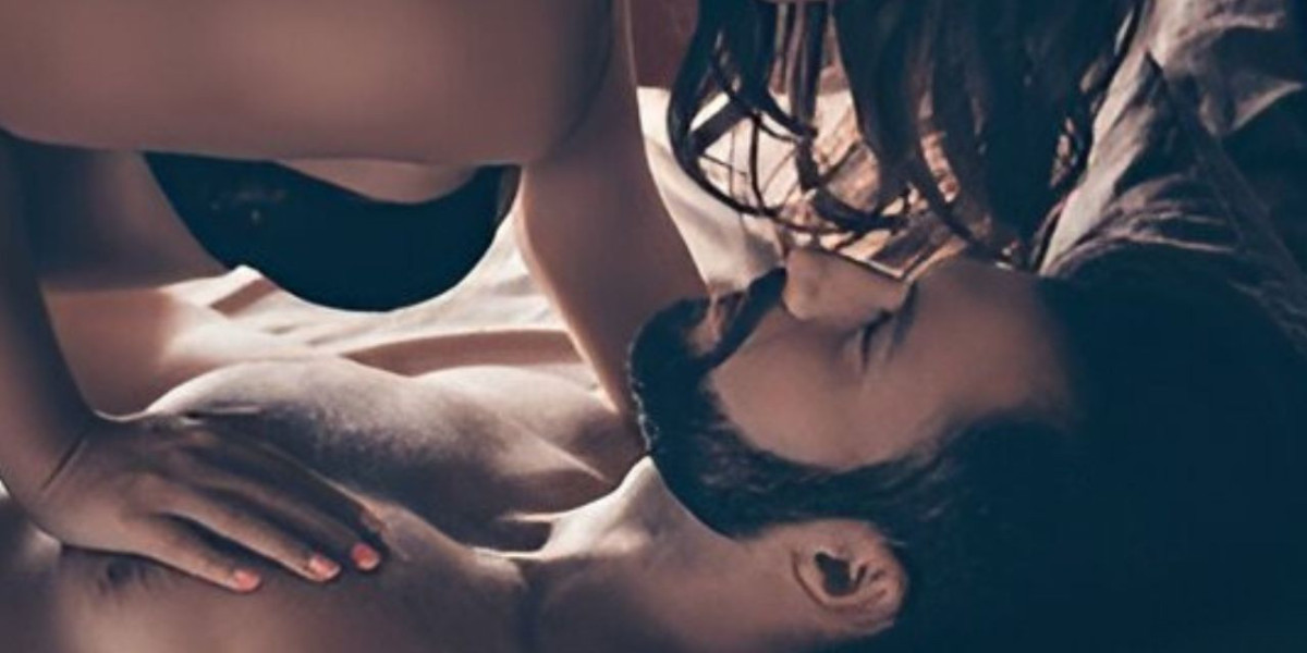 For Editors Who Fix Everyone’s Words: A Kolkata Escort Service That Doesn’t Need Proofreading