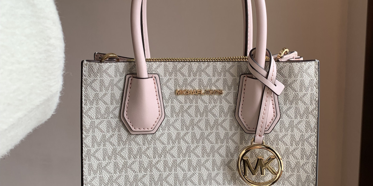 Michael Kors 百搭推薦｜MK 小後背包、皮夾一次入手超值不踩雷