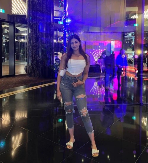 Gurgaon Escort Kavita