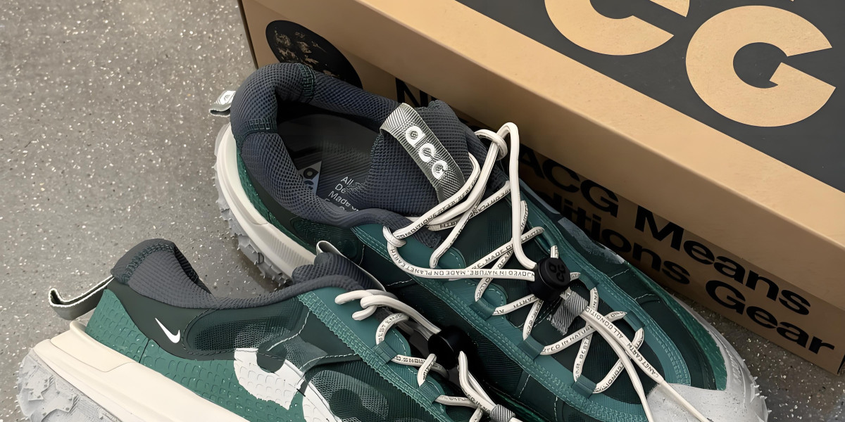 Nike ACG Mountain Fly 2 登山鞋開箱：科技面料灰白款男女通殺！