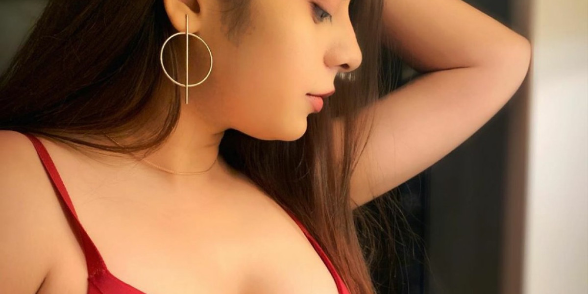 I am Shashi and you should love me a lot. I am beautiful and a girl full of lust. I want to quench my thirst by meeting 