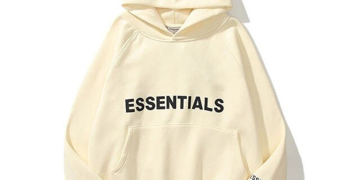 Essential Clothing for a Weekend Getaway