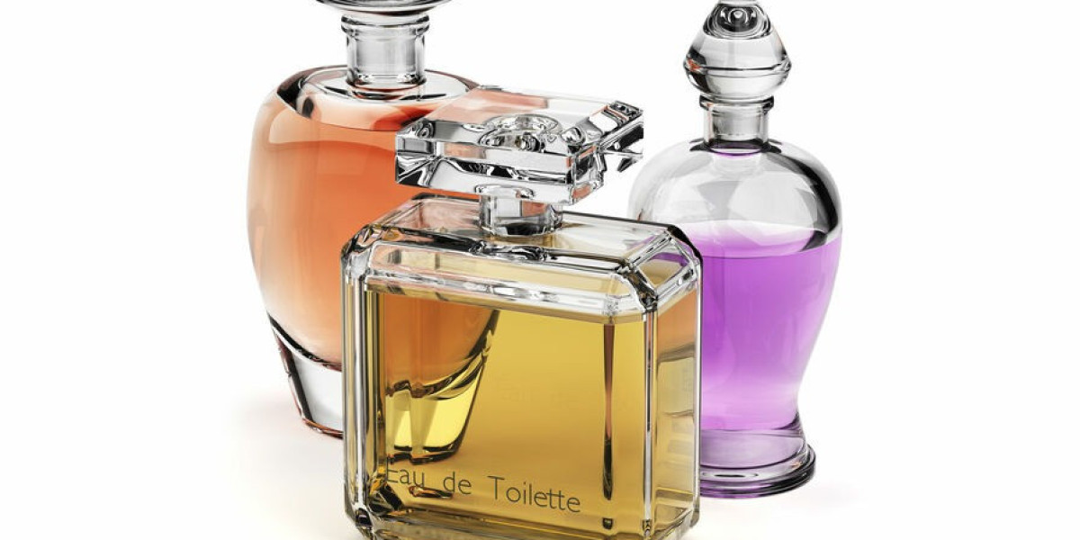 أفضل العطور لعام 2025: اكتشف الروائح التي ستجعلك تبرز بأناقة