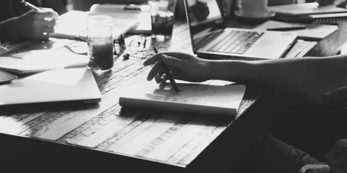 Decoding Insights: Why Top Market Research Analyst Companies Drive Business Success