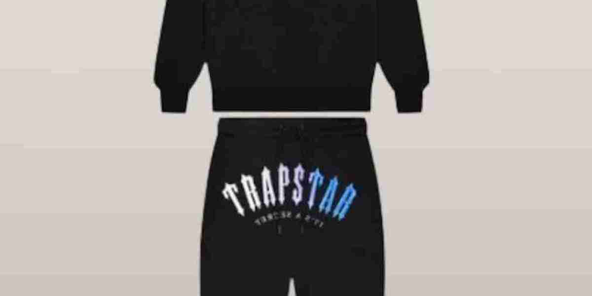 How to Mix and Match Trapstar Tracksuit Tops and Bottoms