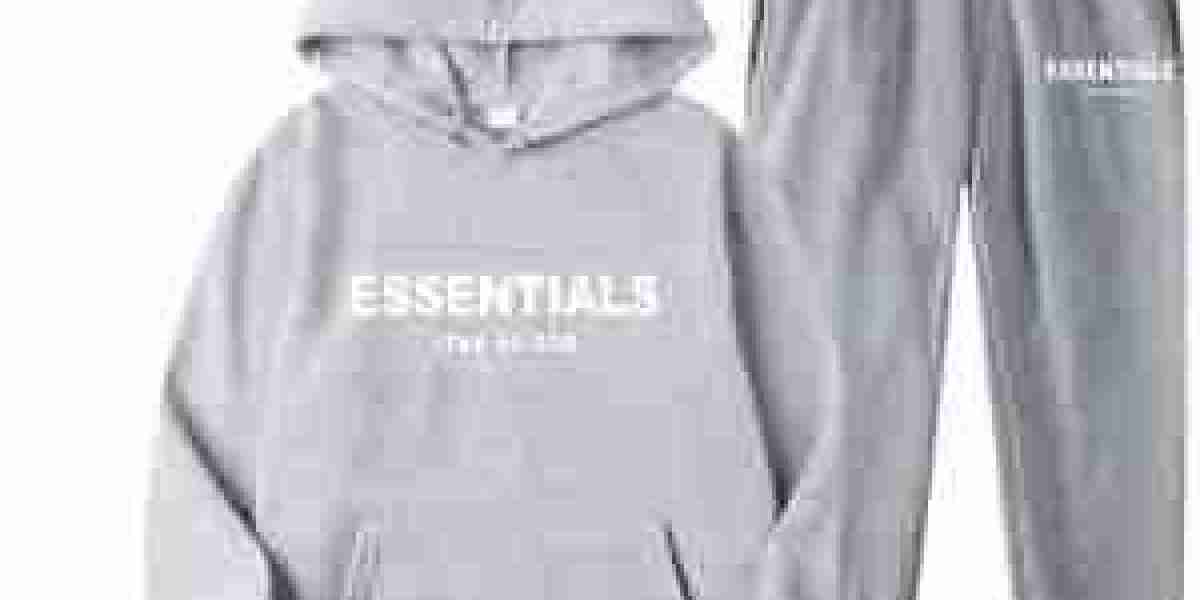 Upgrade Your Wardrobe with the Iconic Essentials Hoodie for All Seasons