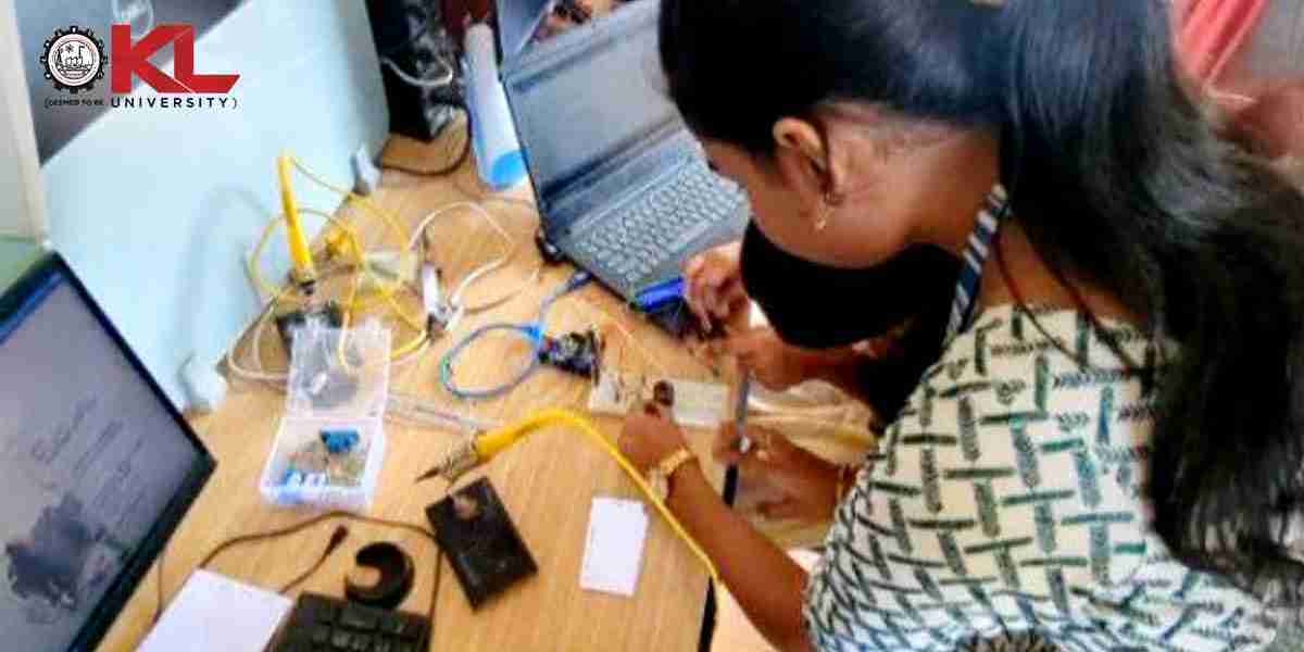 स्मार्ट ट्रॉली, स्मार्ट शॉपिंग: KLU के स्टूडेंट्स ने बदला रिटेल का चेहरा