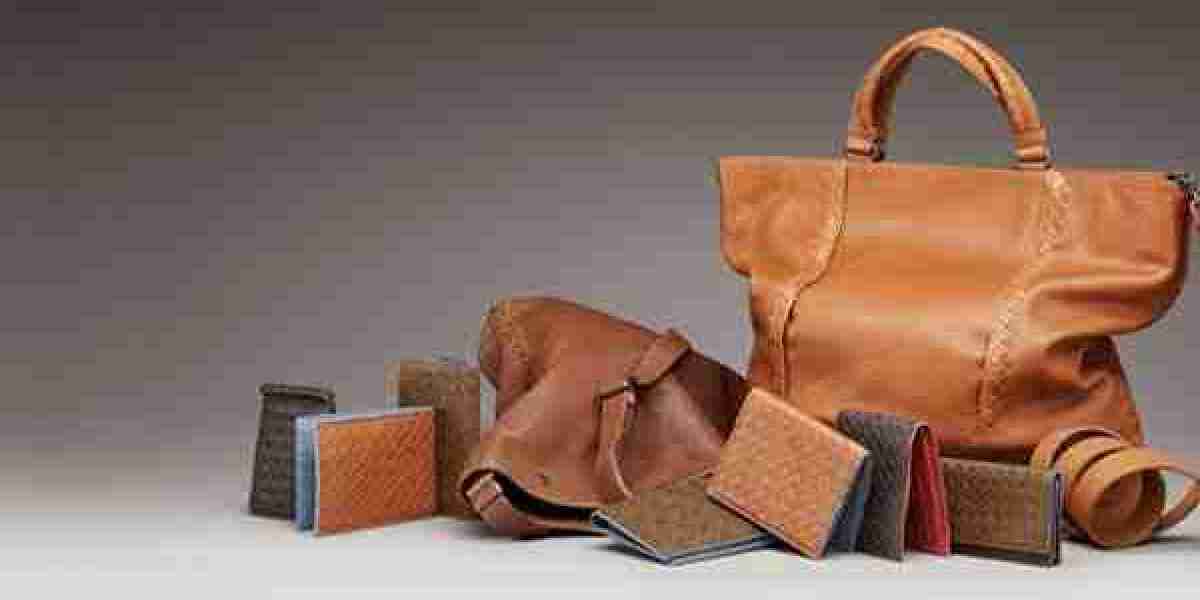 Genuine Leather Products Manufacturers in Delhi, Leather Goods Suppliers Exporters India