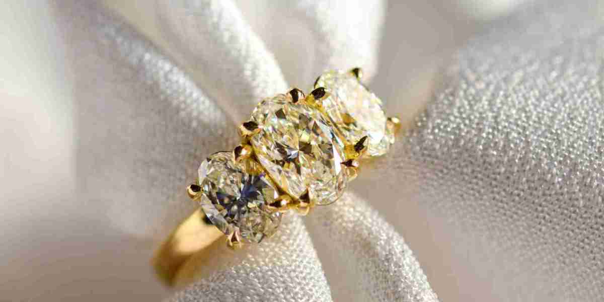 Affordable Oval Engagement Rings: Elegance and Style Within Reach