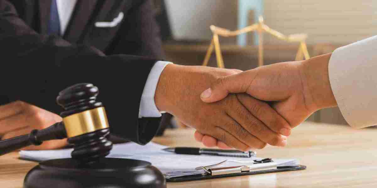 Commercial Property Solicitors in London: Your Ultimate Guide