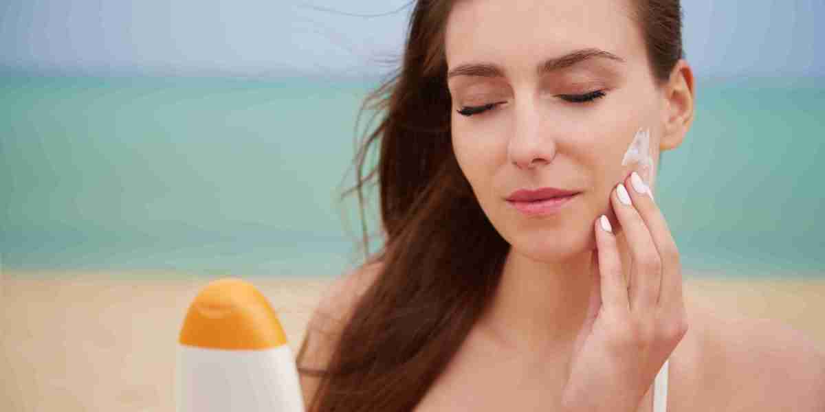 The Ultimate Guide to Sunscreen for Blue Light and Why Your Skin Needs It
