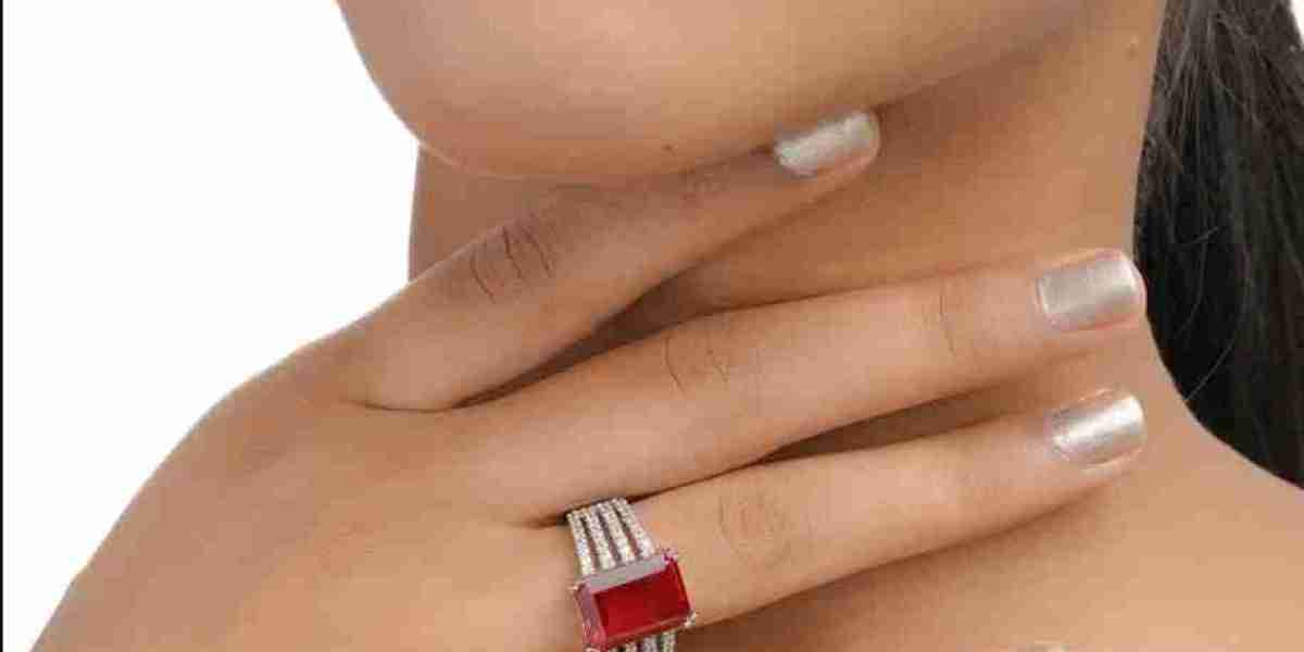 Match Your Mood: Colorful Artificial Rings Every Woman Should Own