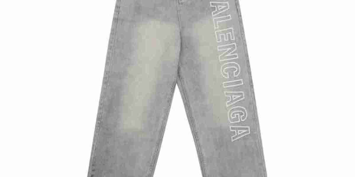 BALENCIAGA波浪可樂標字母刺繡短褲 五色經典重磅登場