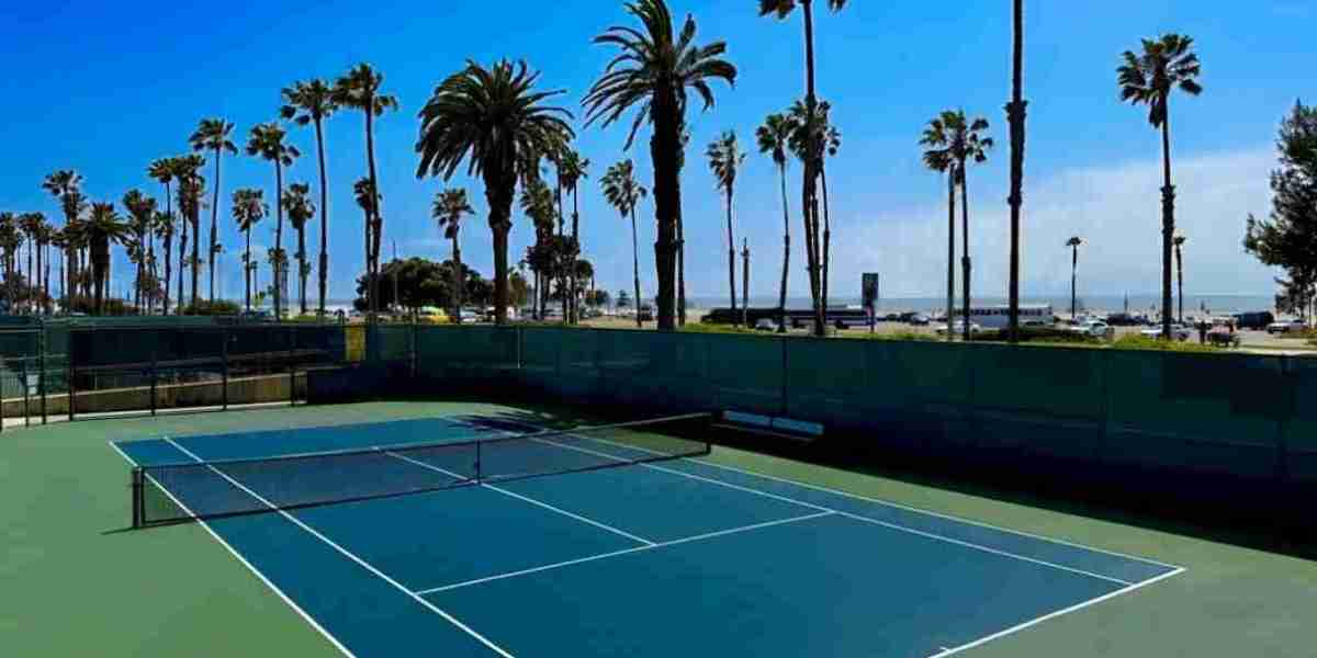Master Your Game: Discover the Best Tennis Lessons in Santa Monica