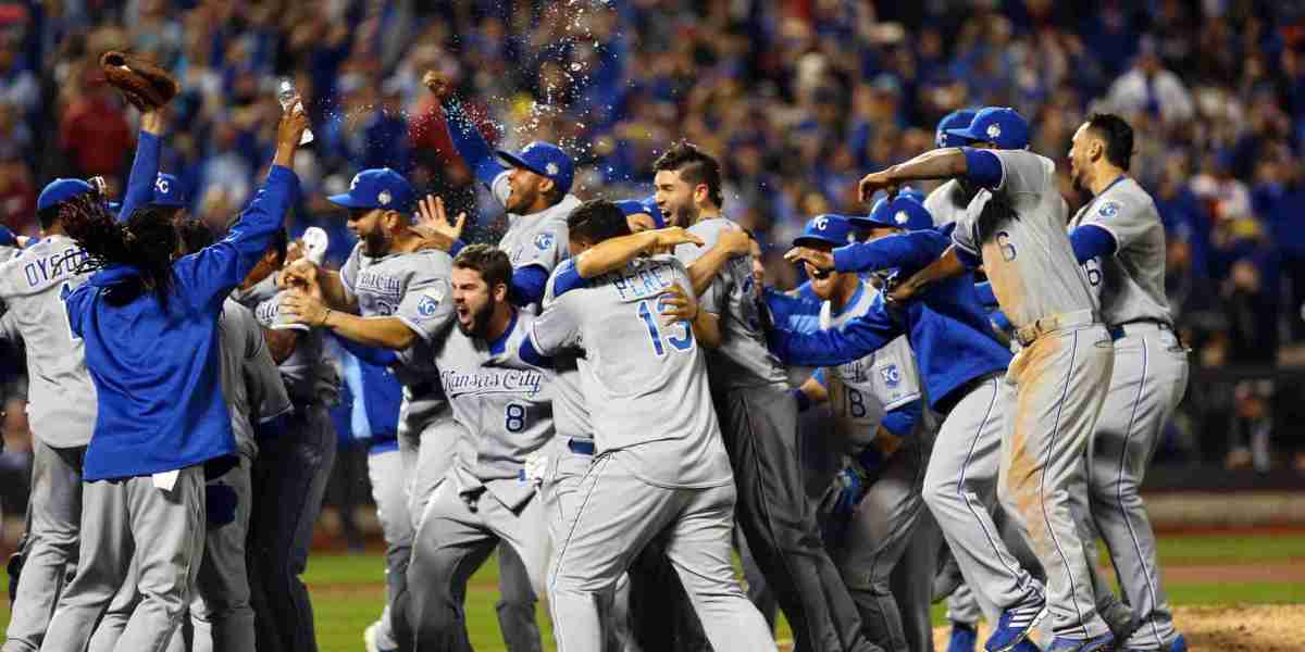 Sweepless inside of Seattle: Royals shed 6-2 toward Mariners