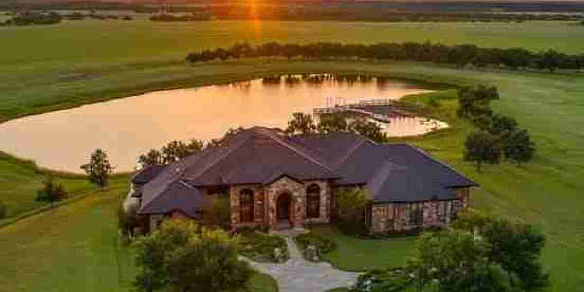 Knights at the Roundtable: The Keene Generation Starts