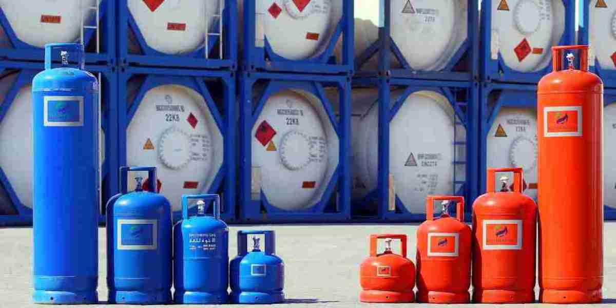 Top Gas Cylinder Distributors in Dubai: Reliable LPG Cylinder Supplies for Homes and Businesses