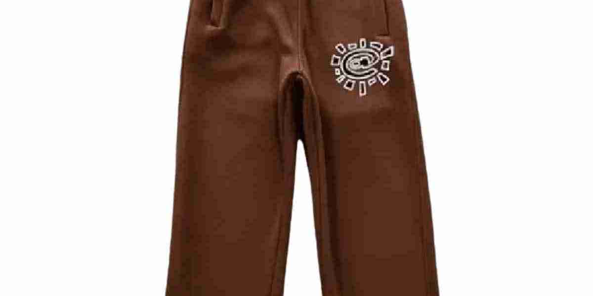 Adwysd UK Clothing Keeps Streetwear Real and Simple