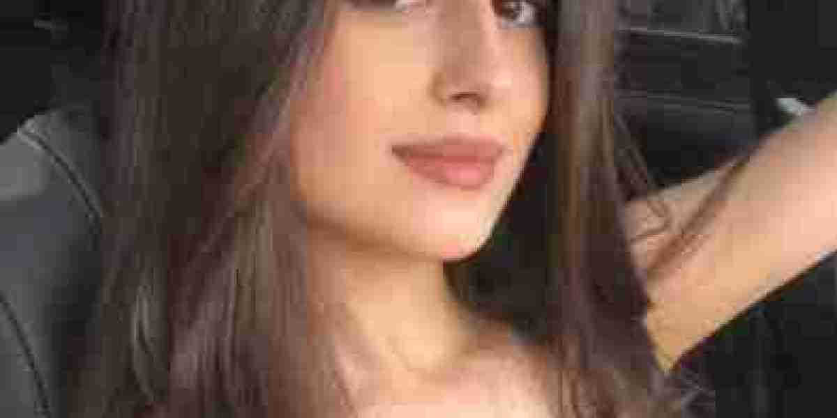 Blonde Bombshell Call Girl in Udaipur Genuine