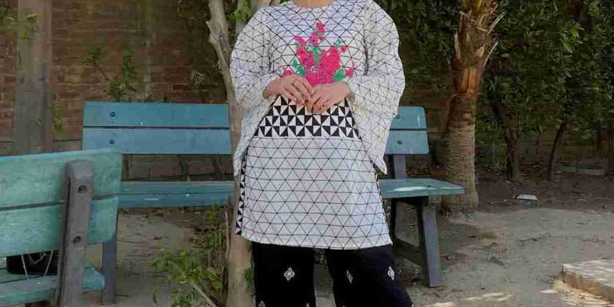 Escorts in Dubai Professional Companionship Services Guide