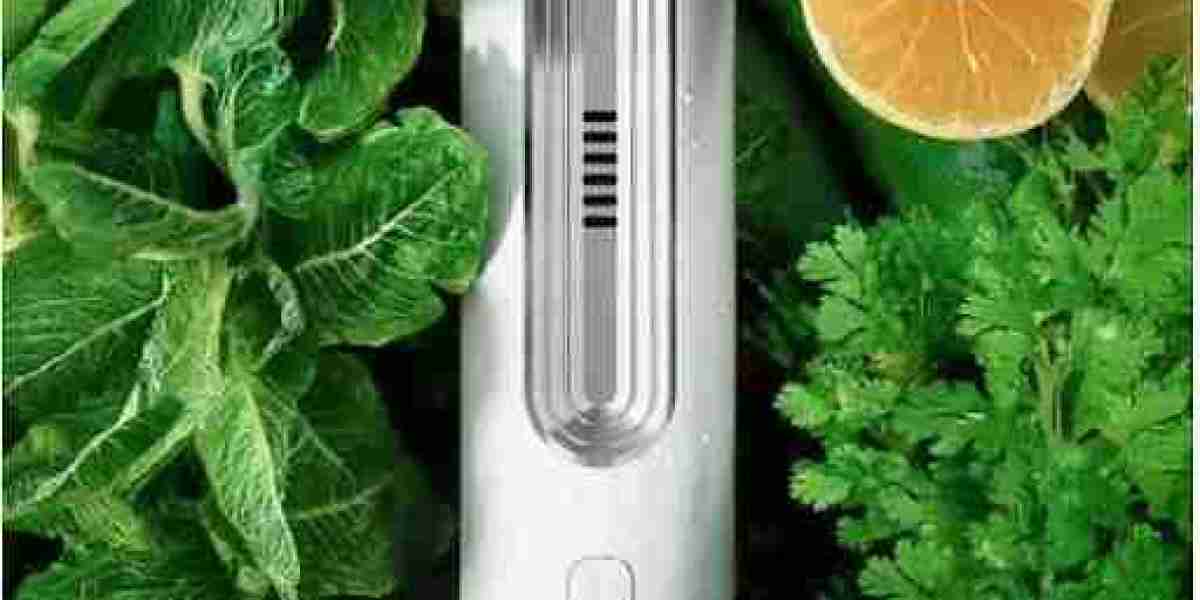 Does Ozoori control moisture along with odor?