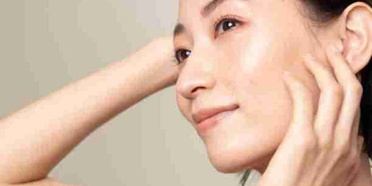 ما الفرق بين تقنية الجرح المفتوح والجرح المغلق في تجميل الأنف؟