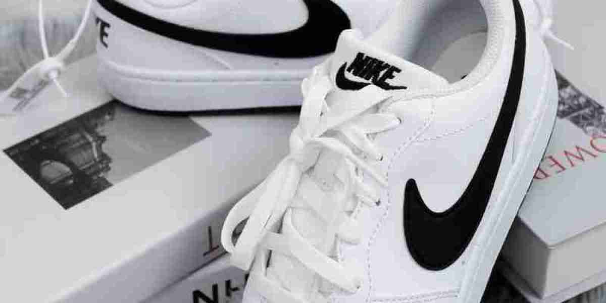 NIKE Mercurial Vapor 16 Academy รองเท้าฟุตซอลเด็ก: ความเร็วและความสะดวกสบายในทุกการเคลื่อนไหว