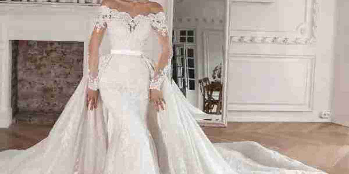 On the web Women’s Outfit: A whole Information to be able to Modern day Type and also Purchasing Styles