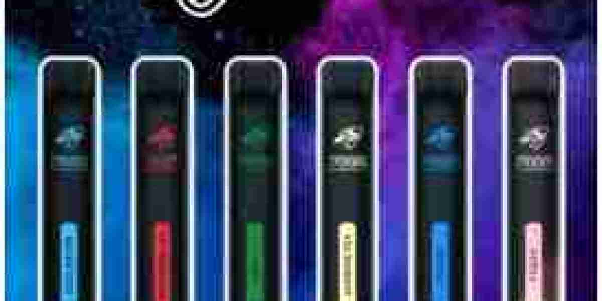 電子煙油為什麼會變顏色？四大原因與解決方法解析