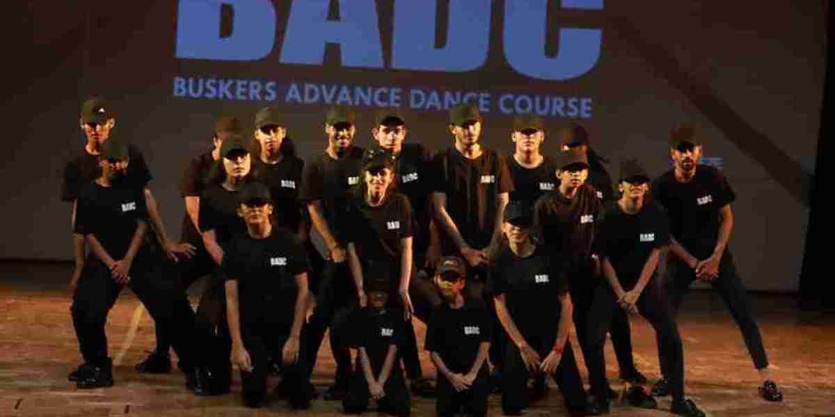 Buskers Dance Institute, Tilak Nagar – Where Bollywood Dance Comes Alive