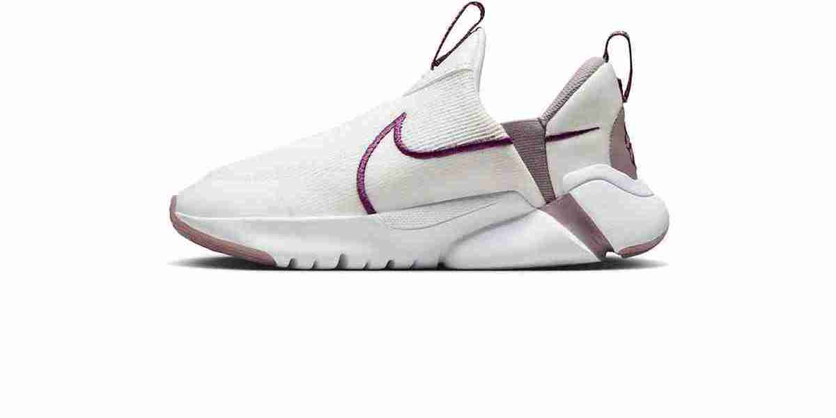 NIKE Flex Plus 2 รองเท้าลำลองเด็ก คล่องตัว เบา ใส่สบายทุกวัน