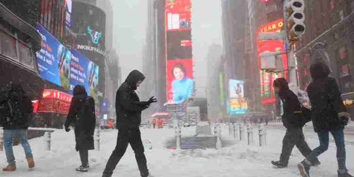 Broadway Theaters Cancel Shows - Winter Storm