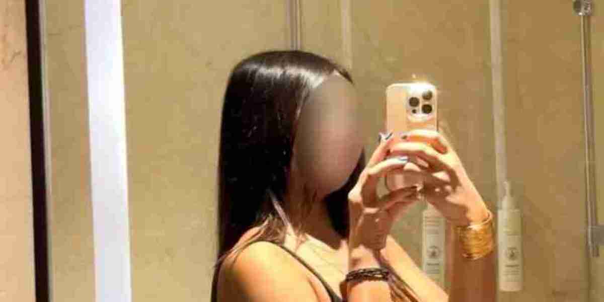 Dubai Escort	+971568169700