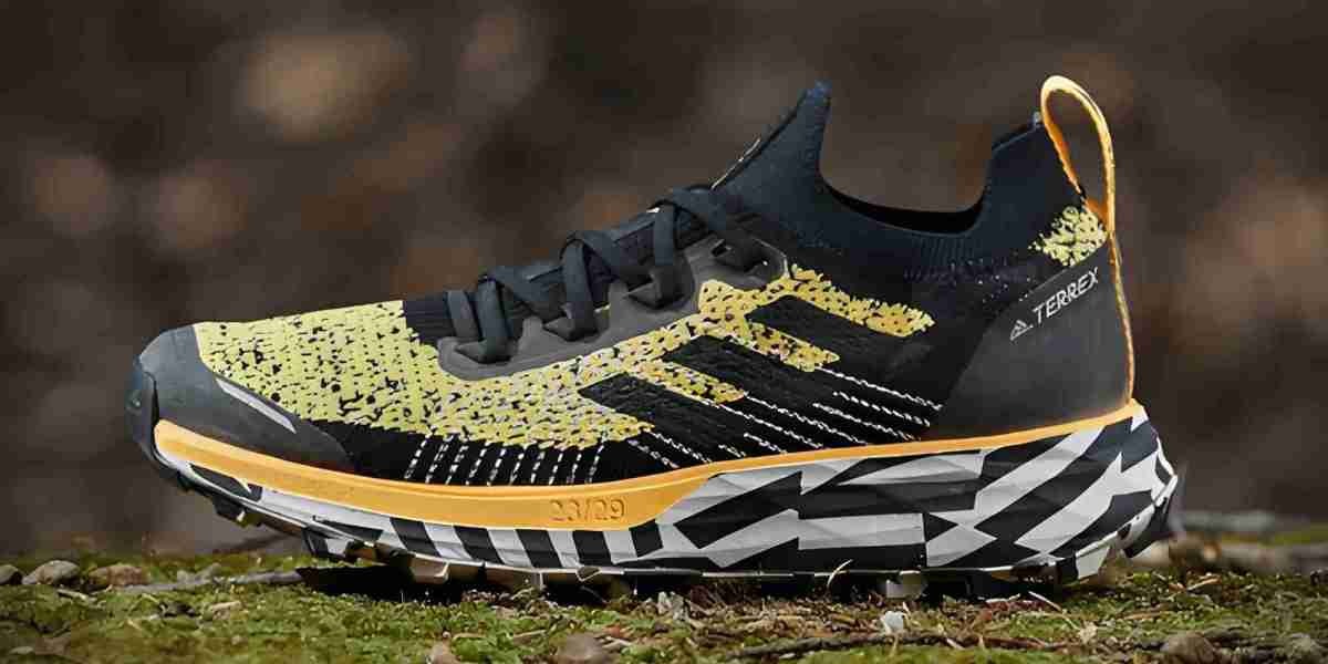 เลือกรองเท้าให้ตรงสไตล์ adidas หรือ Nike รุ่นไหนใช่สำหรับคุณ