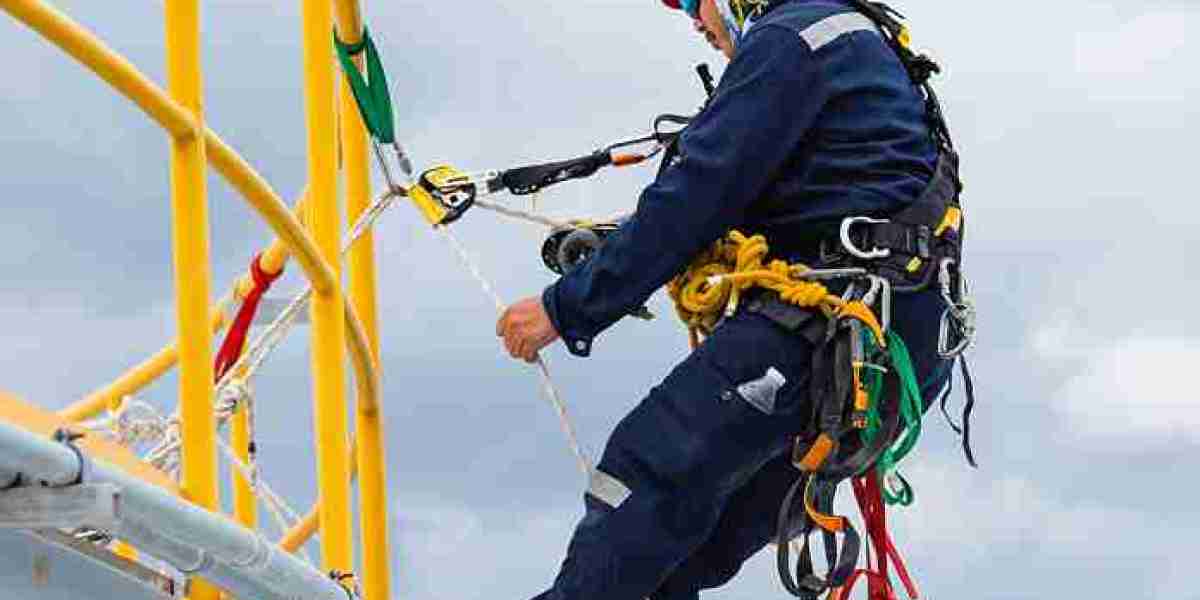 Safety Harness Belt – Indianinovatix Leading the Way in Workplace Safety