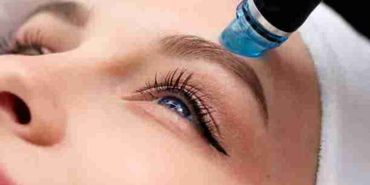 Hydratouch Facial Cost Insights: Combat Dryness with Advanced Tech