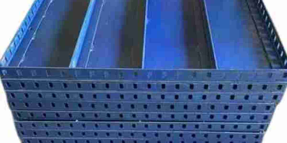 Shuttering Plates: Strong and Reliable Support for Concrete Construction