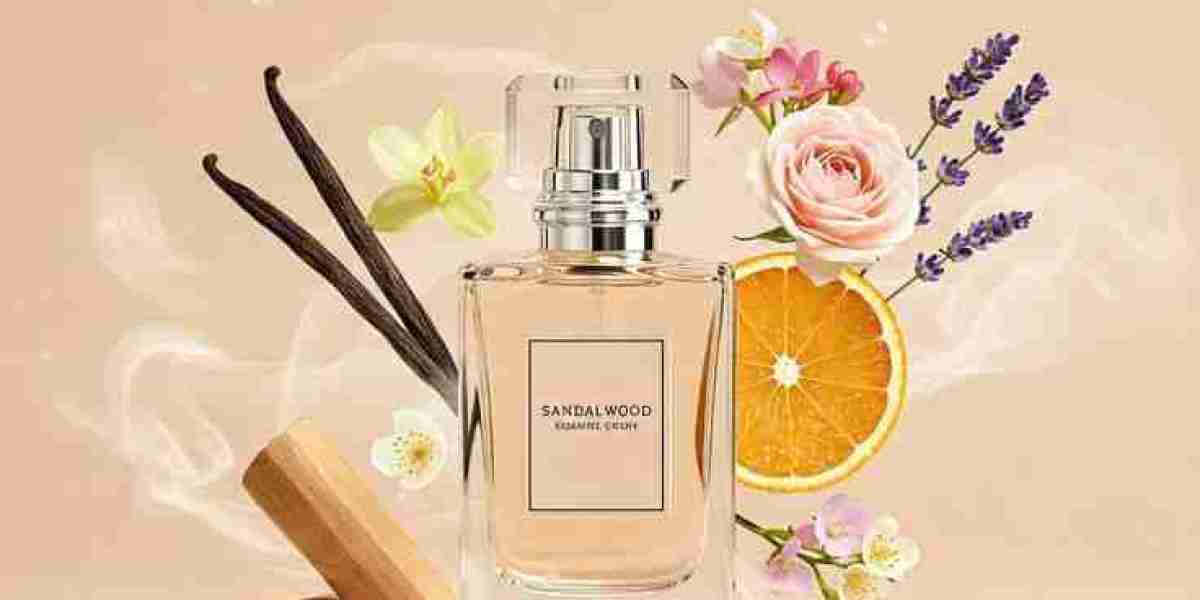 Seasonal Perfumes for Women: Scent Guide for Every Season
