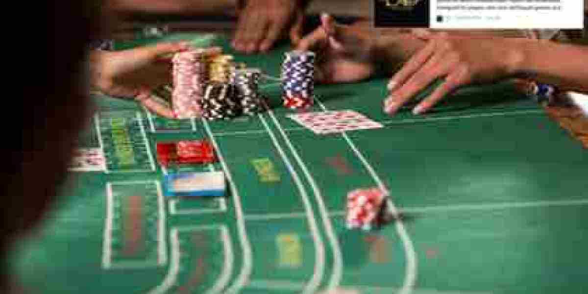 A Simple and Social Way to Enjoy Online Gaming