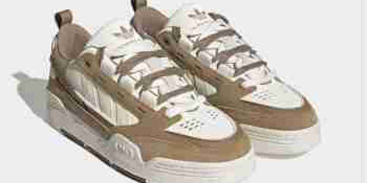 รวมรองเท้า Nike และ adidas รุ่นฮิต สำหรับสายสตรีทแฟชั่น