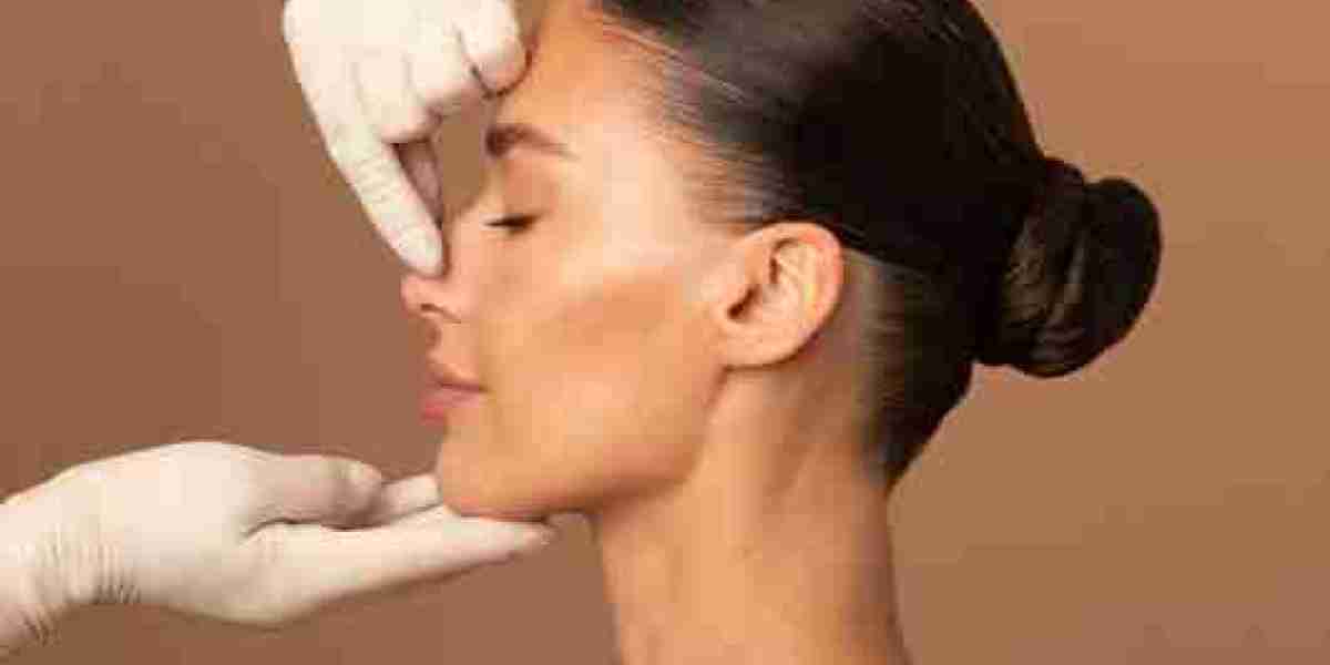 تجميل الأنف في دبي: الحل الأمثل لتحقيق التوازن المثالي لوجهك