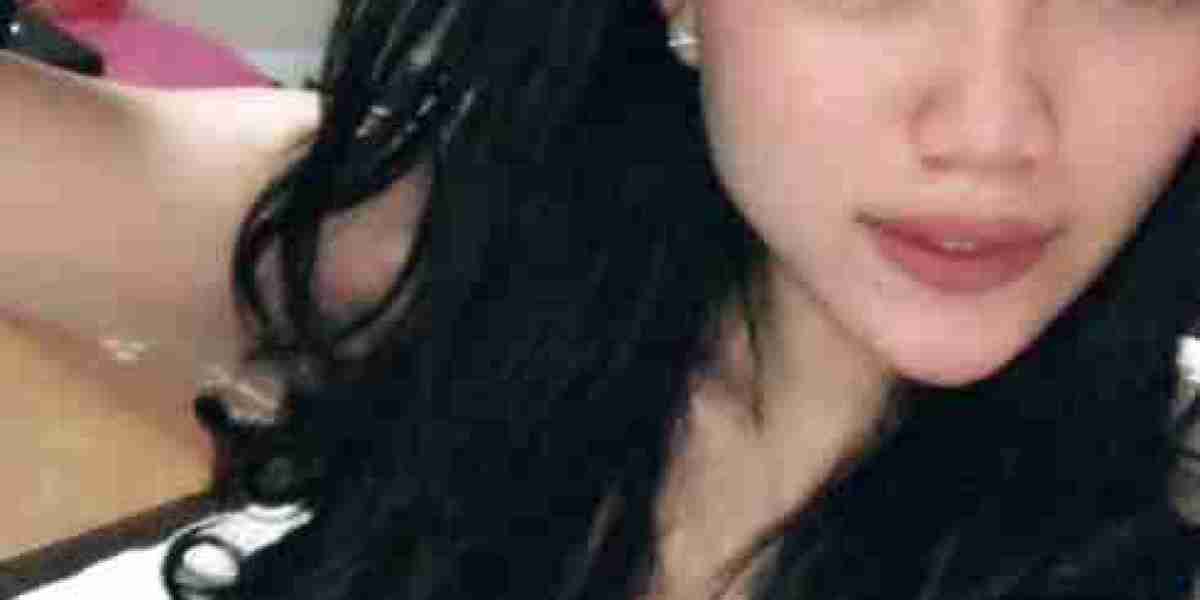 KL Escort Girl with Premium Social Grace