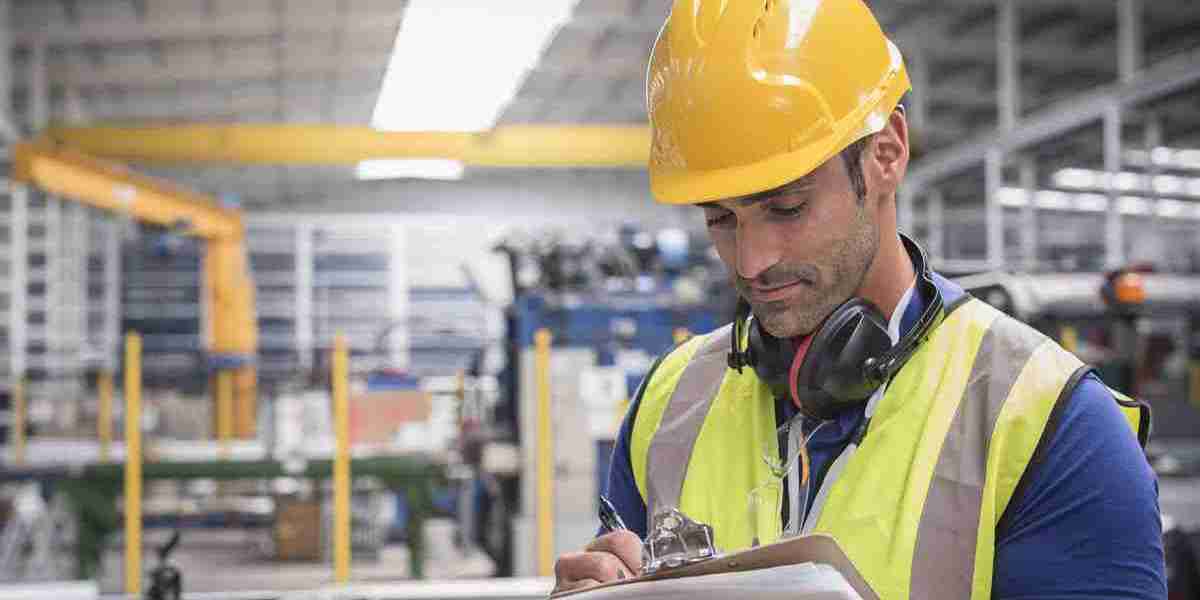 Essential Safety Management Writing Tips for NEBOSH Students