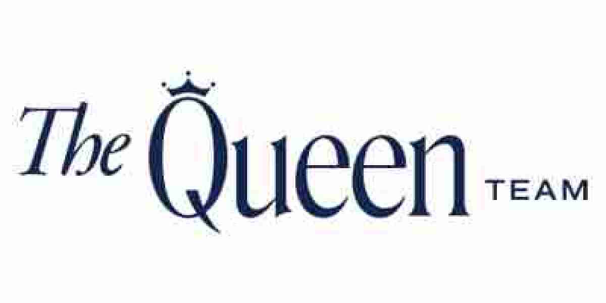 Find Your Dream Home in Tuxedo Including Beautiful Pool Homes
