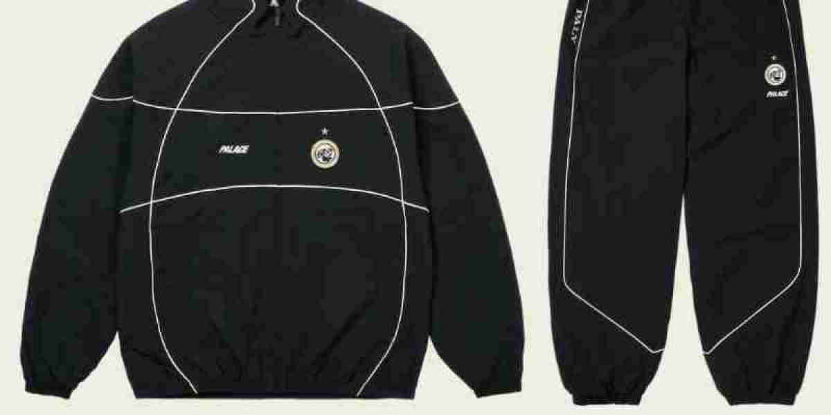 Palace Tracksuits: 5 Must-Know Facts Before You Buy the Perfect Streetwear Set?