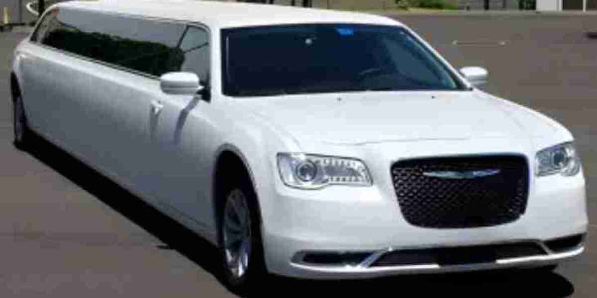 Philly Sweet 16 Limousine | Luxury Birthday Ride